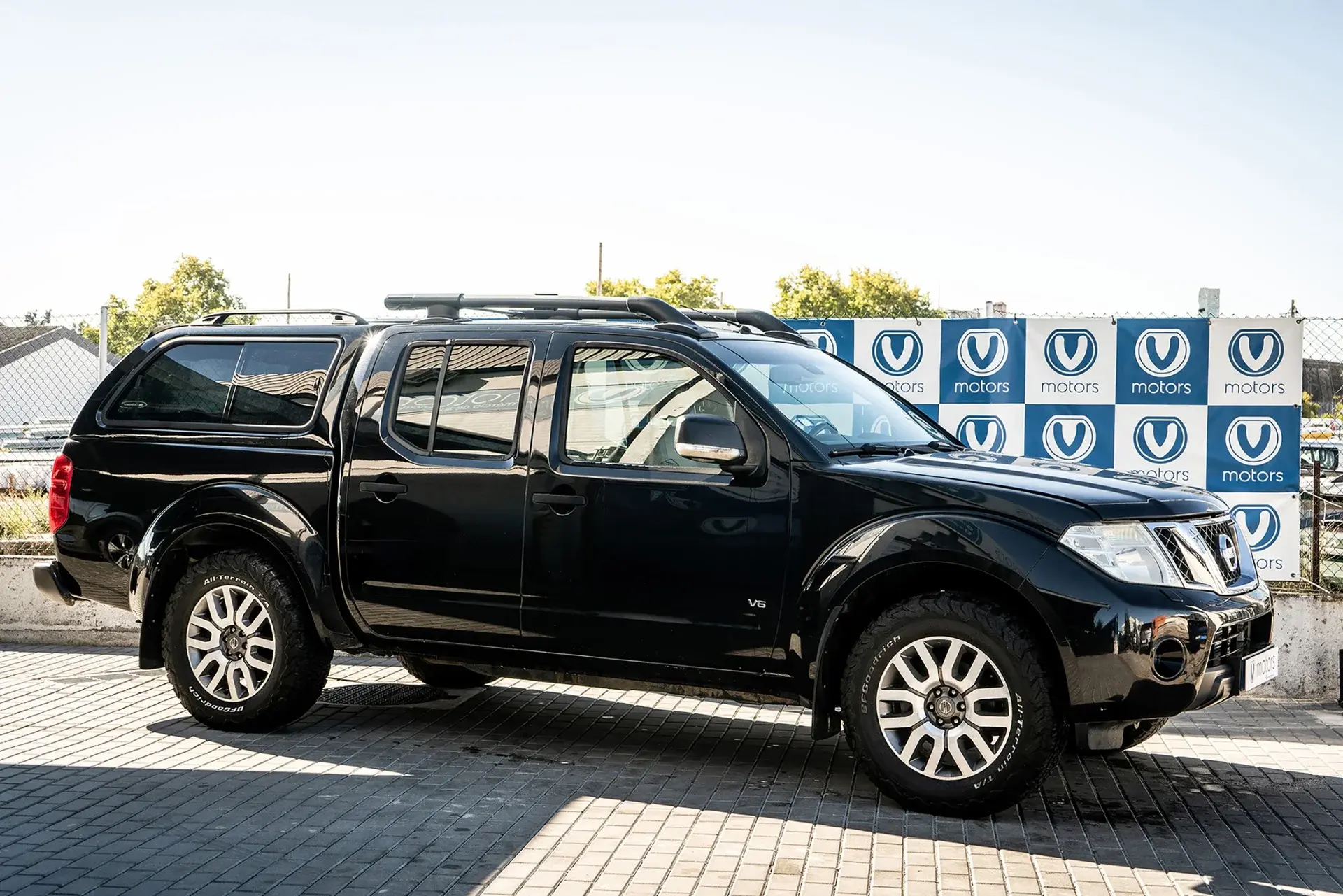 Nissan Navara 3.0 TDi V6 2011 usado à venda na V Motors, Évora