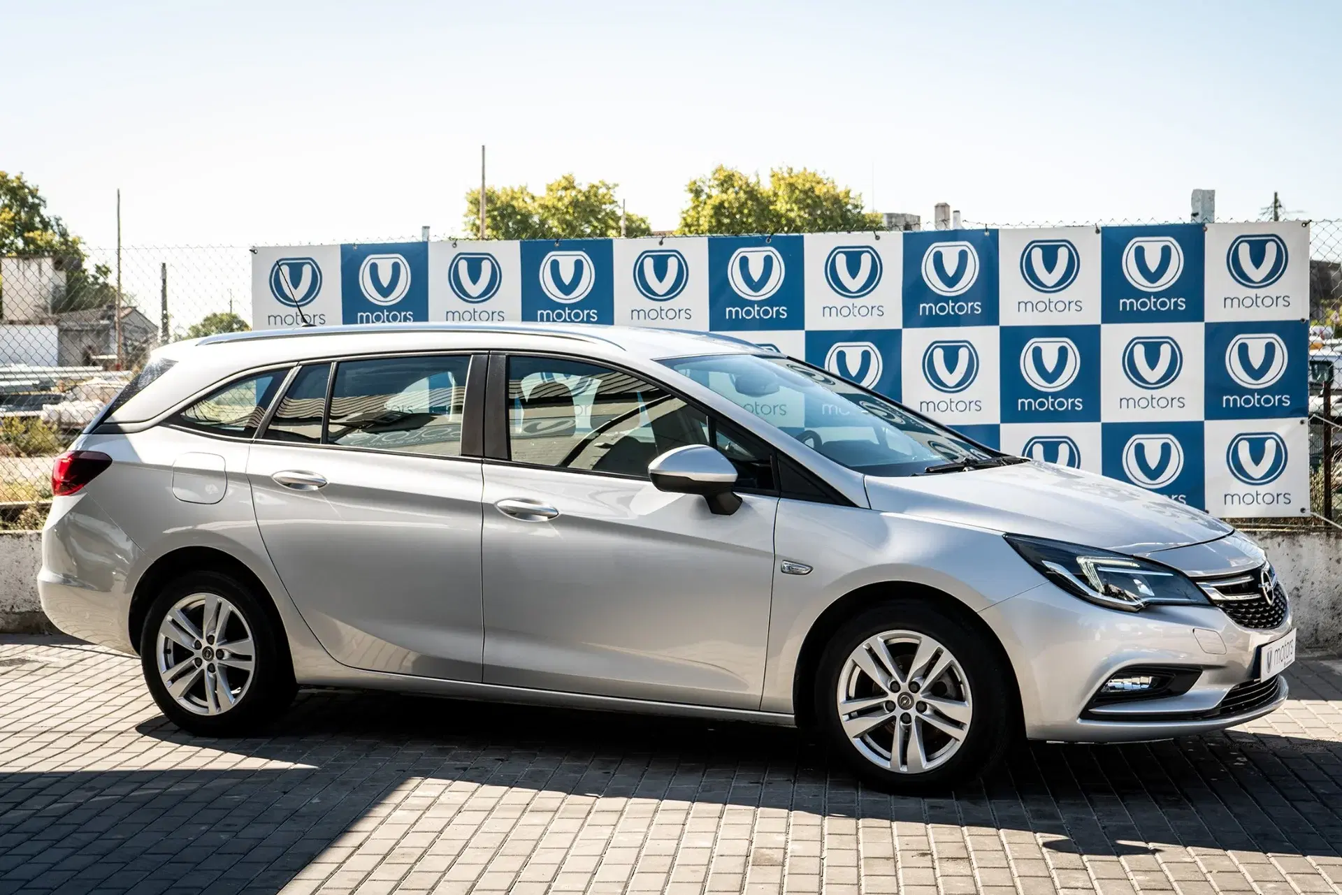 Opel Astra 1.6 CDTi Sportstourer 2018 usado à venda na V Motors, Évora